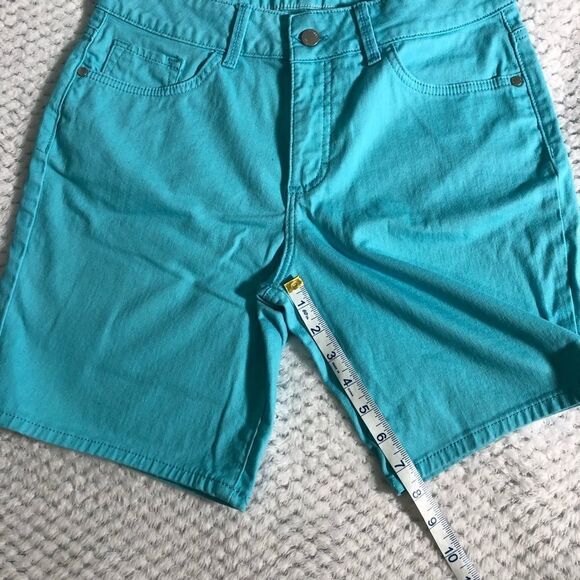 Riders by Lee light teal shorts, like new, size 10. Mid rise short. - Picture 2 of 6